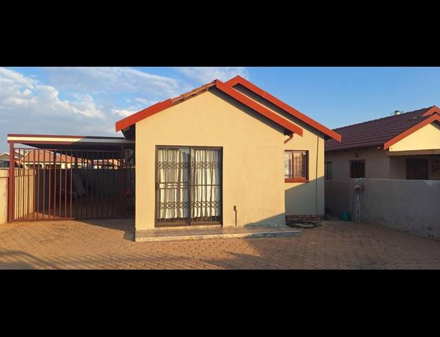 3 BEDROOM HOUSE FOR SALE IN SOSHANGUVE VV